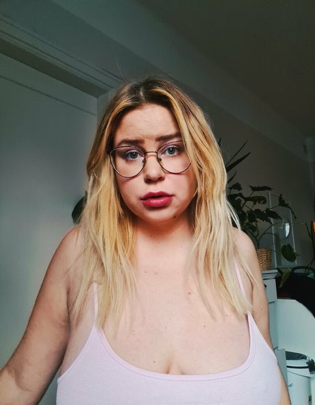 glitterbabeprincess art model pics