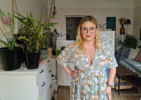 glitterbabeprincess Profile pic