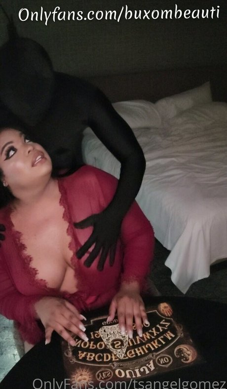 tsangelgomez star erotic pics