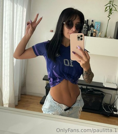 paula prada star pretty pic