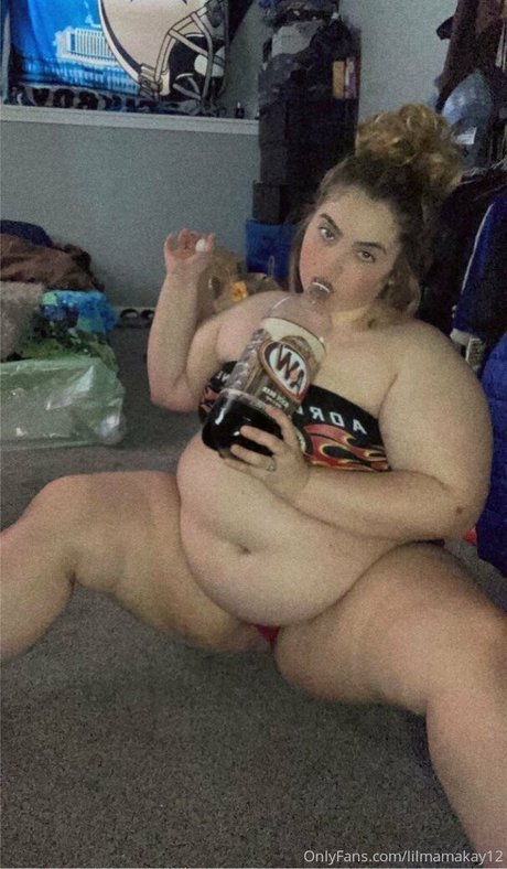 lilmamakay12 pornstar erotic gallery