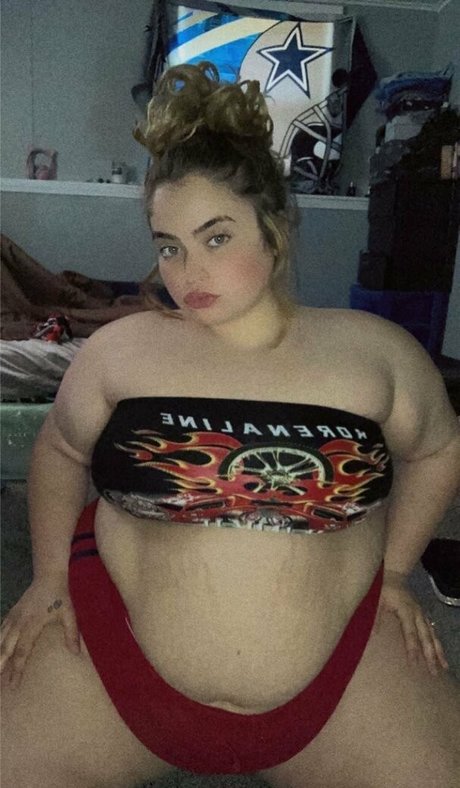 lilmamakay12 star adult picture