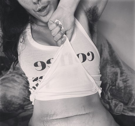 Scarlet Labelle xxx actress image