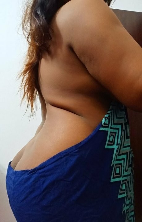 jaanuaunty hot pornstar pic