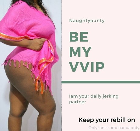 jaanuaunty sexy model image