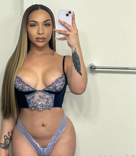 Winterxxdoll nude pornstar pictures