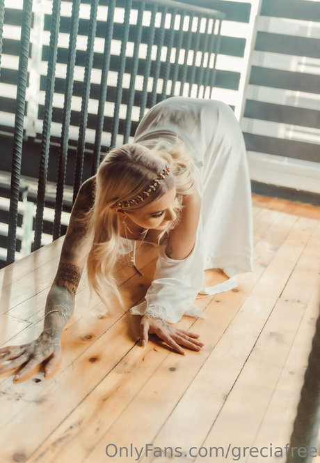 greciafree pretty pornstar pics