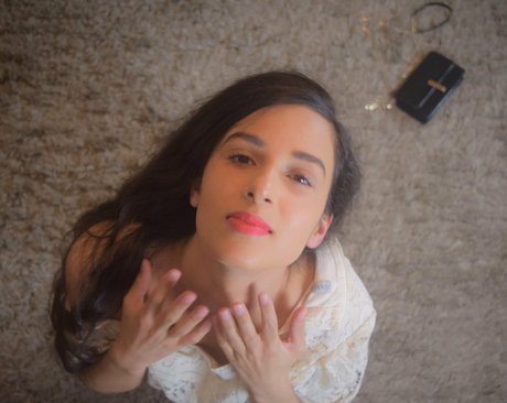 mirabella 00 erotic model gallery