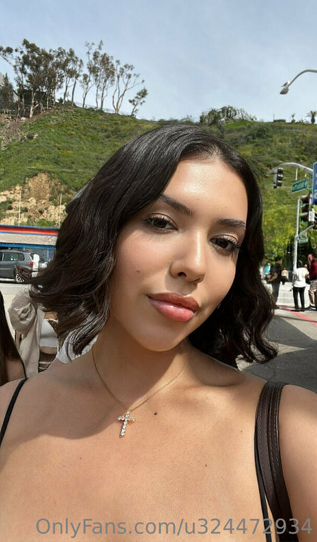 bad pitch model hd gallery