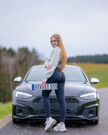 ich tina star free picture