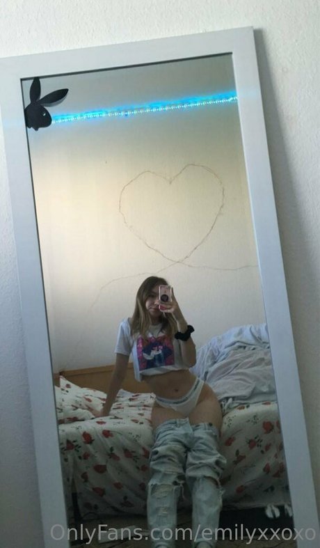 emilyxxoxo star high quality photo