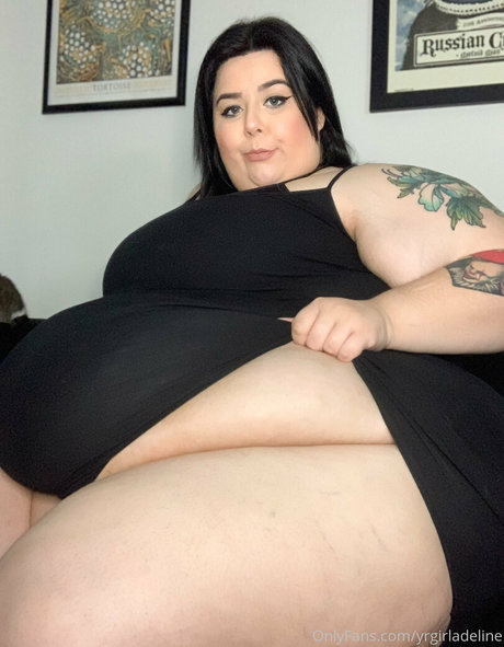 gothgfadeline pornstar adult pics