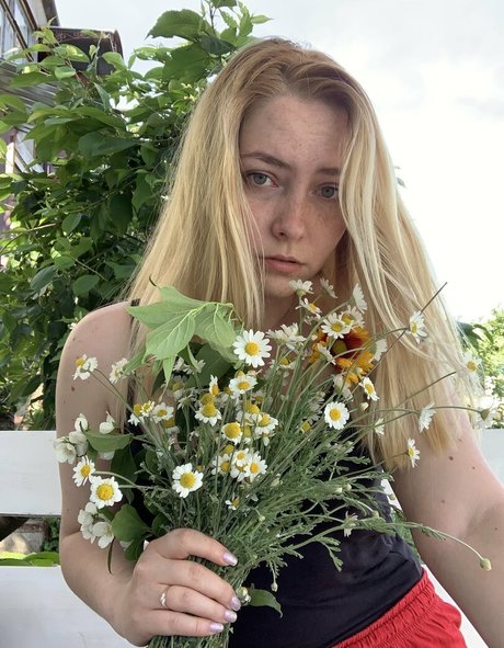 rosy blondbabe pornstar perfect img