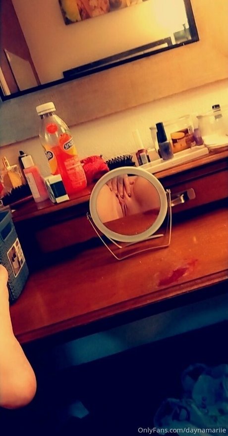 daynamariie sexy star img