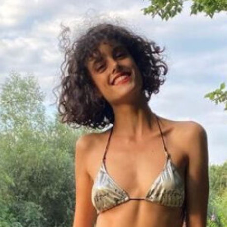 Diana Sar naked pornstar archive