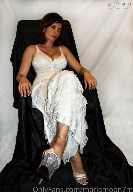 mariamoon7free pornstar nudes img