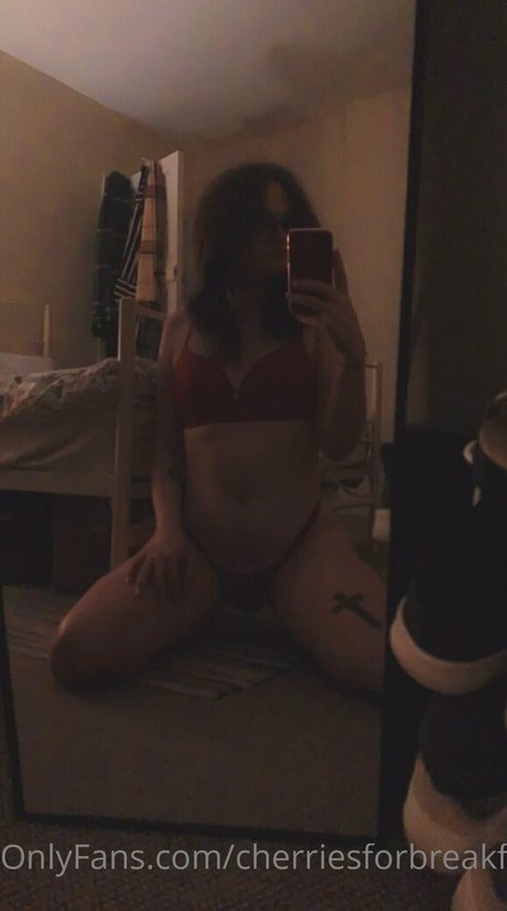 cherriesforbreakfast model xxx archive