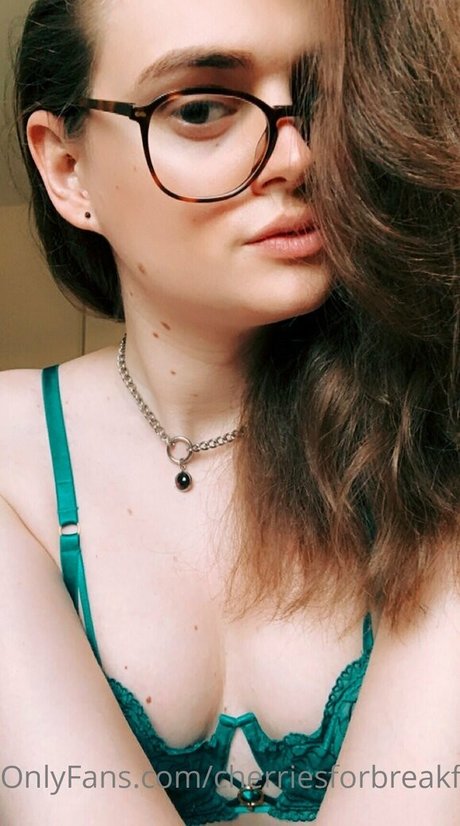 cherriesforbreakfast pornographic actress pics