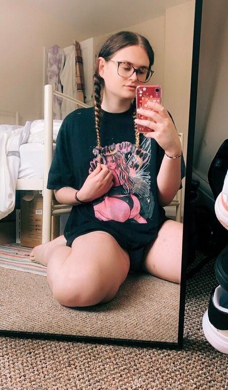 cherriesforbreakfast pornographic actress image