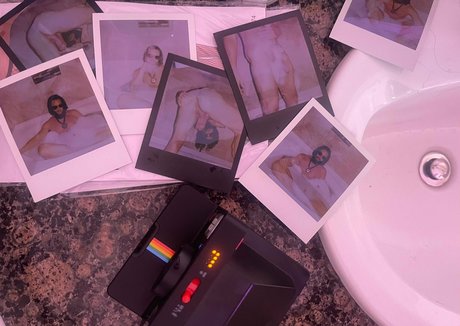 bradnewman nudes model photos