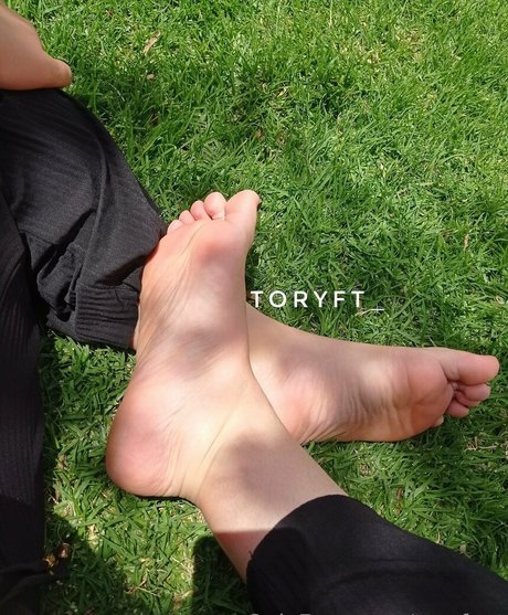 toryfeet nudes star image