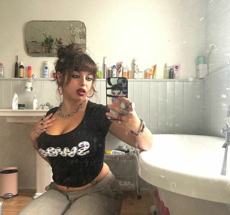 Maddy Adderley erotic pornstar pics