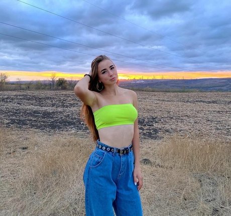 alicee kisss star naked archive