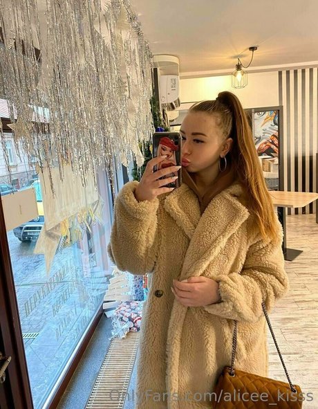 alicee kisss xxx model photos