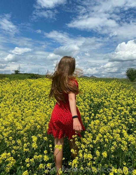 alicee kisss perfect actress photos