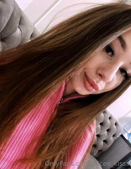 alicee kisss beautiful actress archive