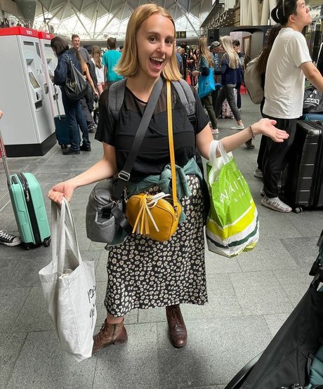 Hannah Witton hd star pics