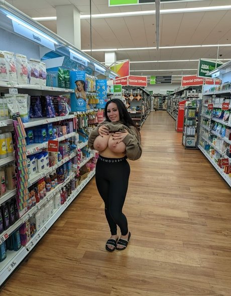 jadelou21 naked model img