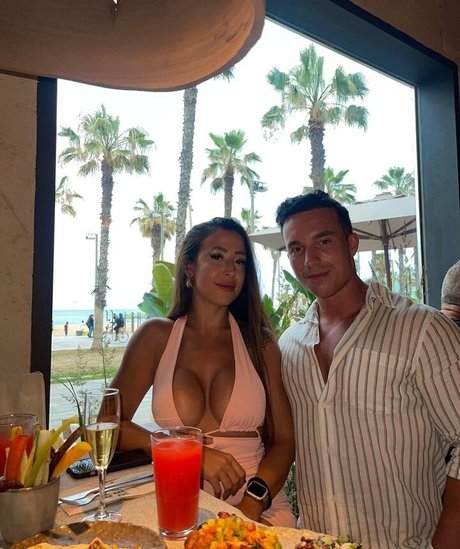 Sara Izquierdo nice pornstar archive