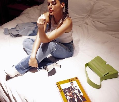 Sabela OT porn star gallery