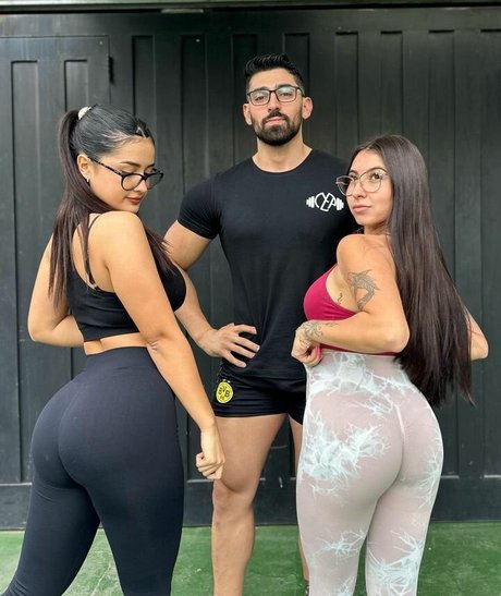 Seleneitor model hd pictures