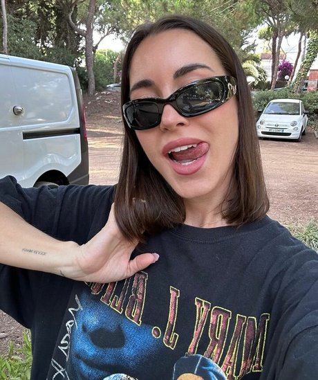 paulagonu hd pornstar photos