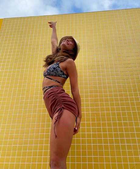 Maria Pedraza exclusive model archive