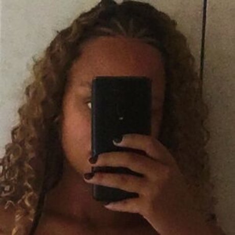 flambs model nude galleries