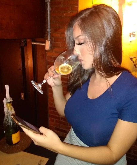 Maria Bonino adult star img