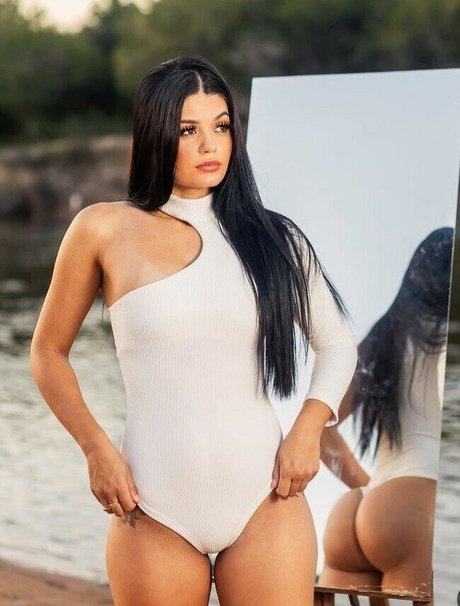 Paula Kamaisaka pornstar nude picture