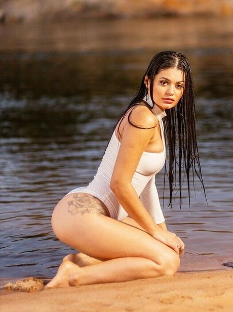 Paula Kamaisaka star adult picture