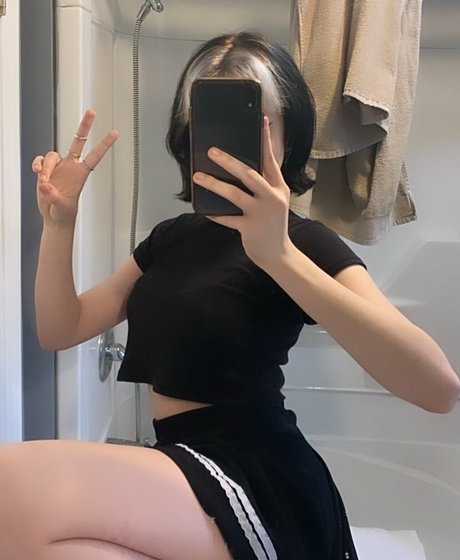 Soniyoru hd model photo