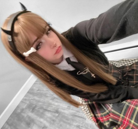 Soniyoru model top photo