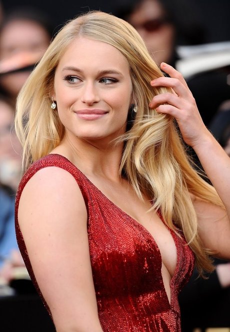 Leven Rambin pornstar beautiful galleries