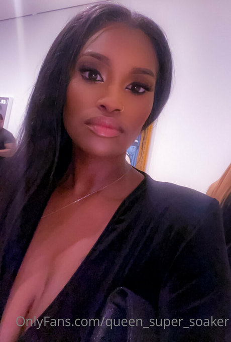 queen super soaker hot actress images