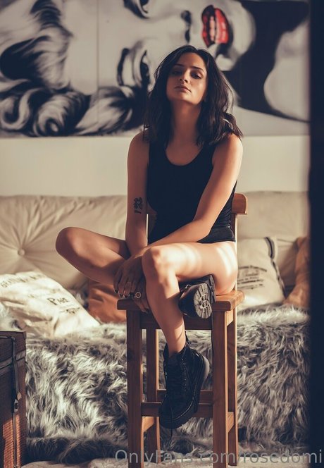 rosedomi model porn galleries