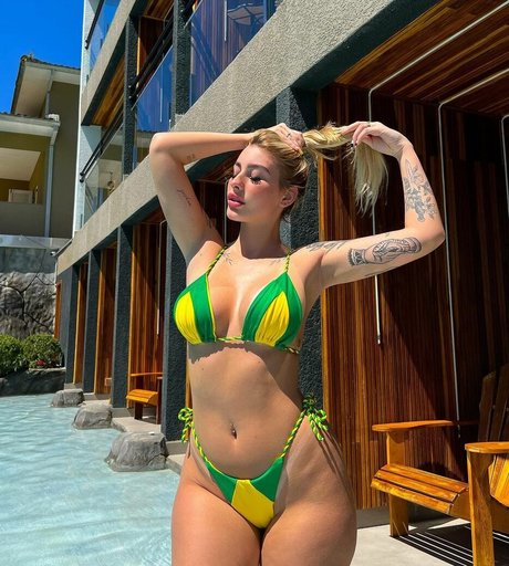 Vitoria Mondoni nude star image