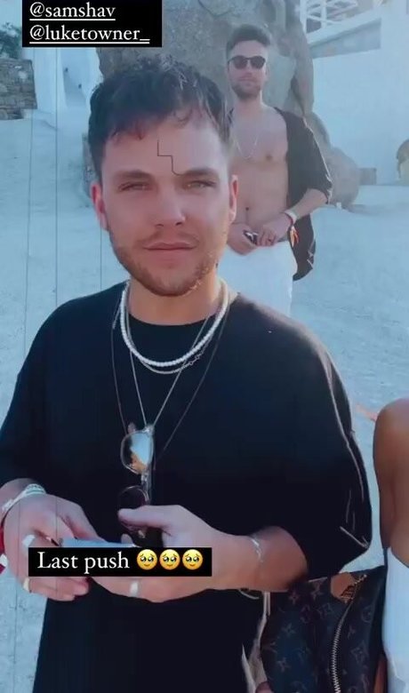 Shirin Olivia free star img