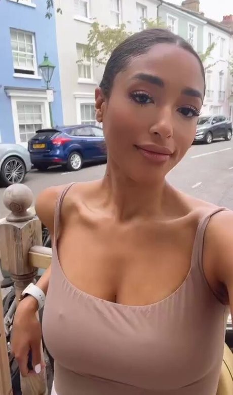 Shirin Olivia pornographic model img