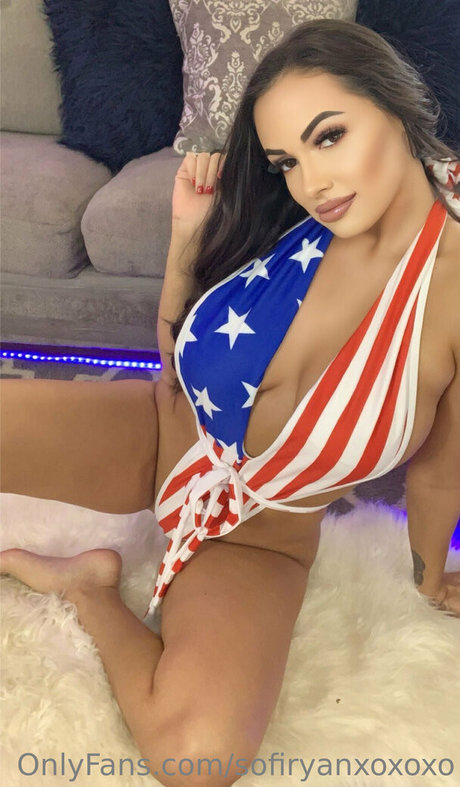 sofiryanxoxoxo pornstar sexy image